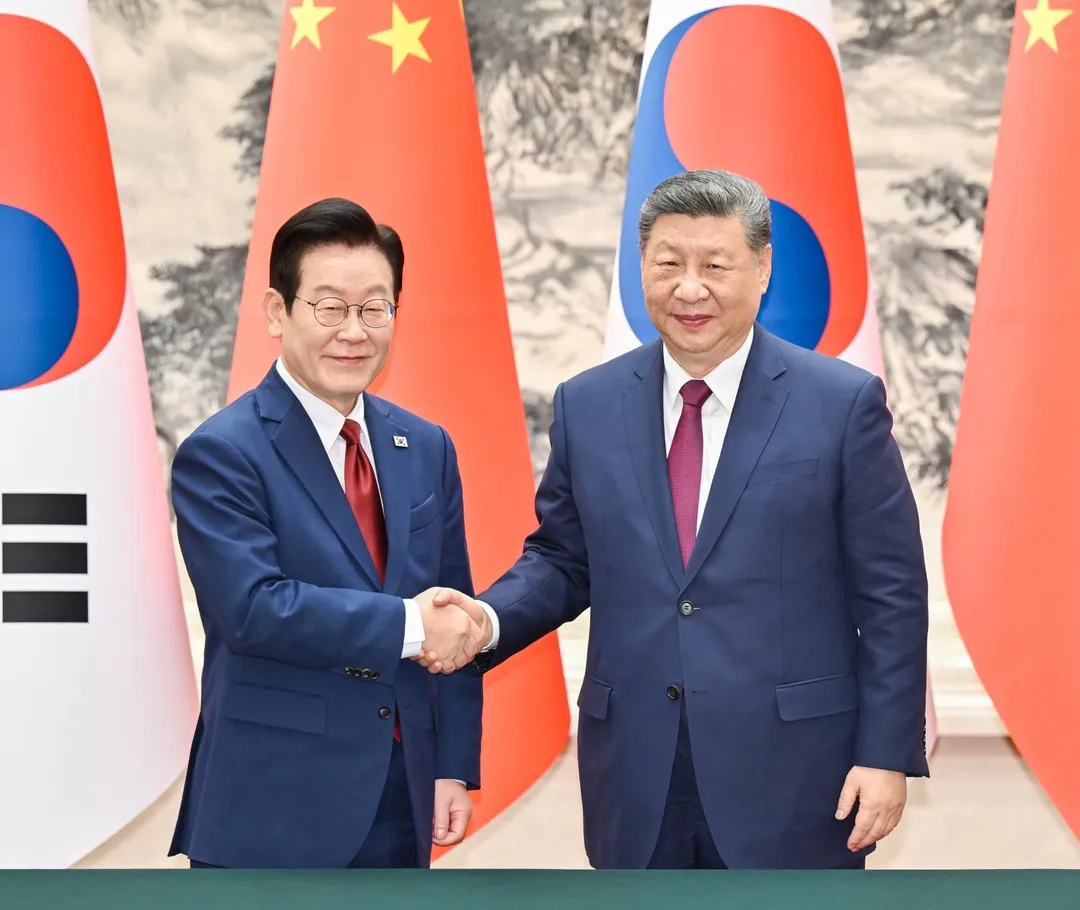 大陸國家主席習近平北京會見南韓總統李在明。（圖／新華社）