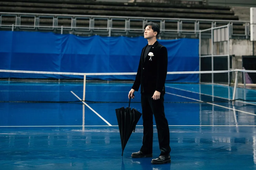 李聖傑7日推出微專輯《FACE III 未來》的抒情神曲〈不勇敢〉MV。（圖／ 華納音樂 提供）