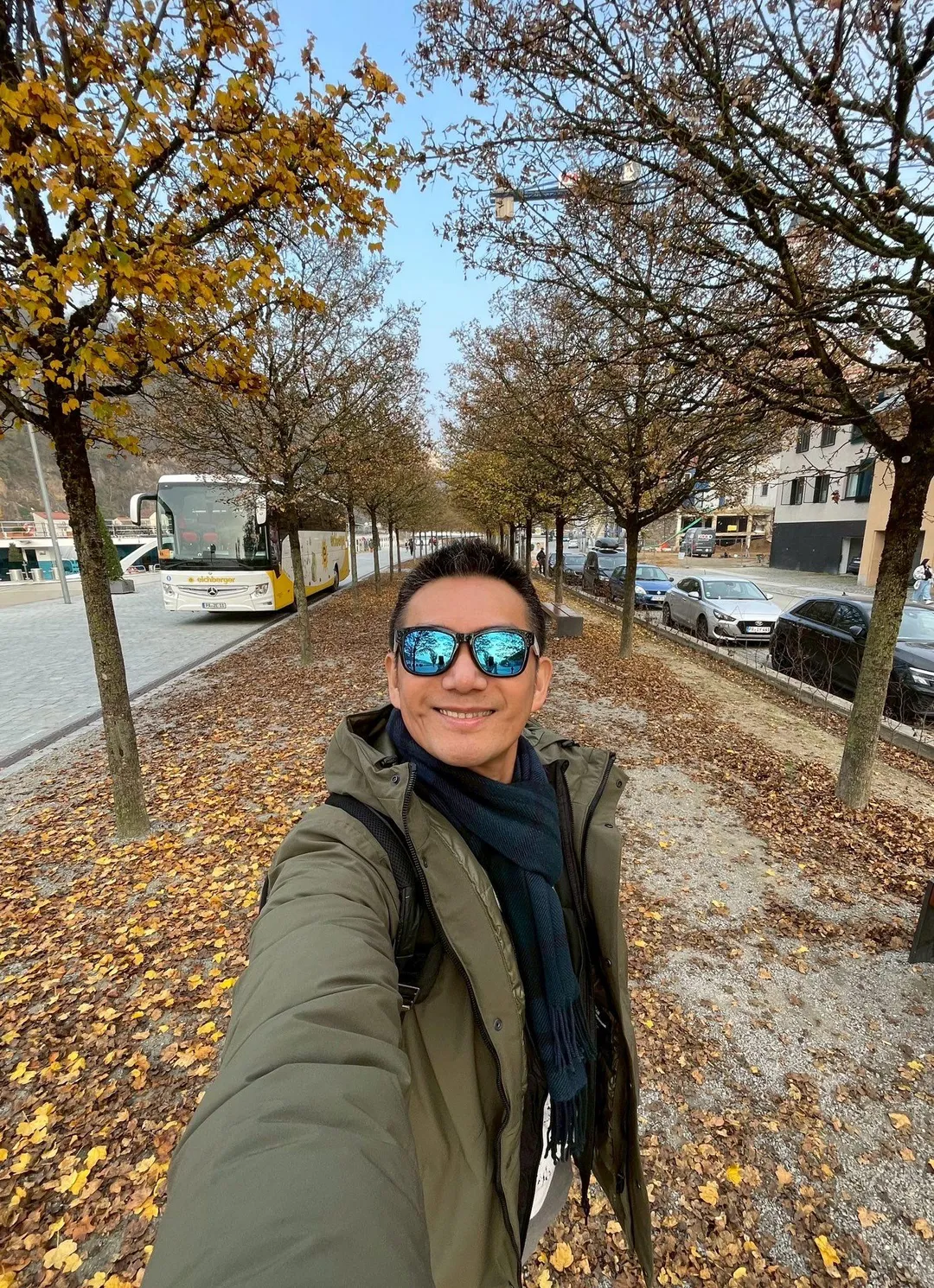 資深媒體人何戎突然在社群平台上透露，得知一名節目來賓老師驟逝相當難過。（圖／翻攝FB 何 戎 Ho Rong ）