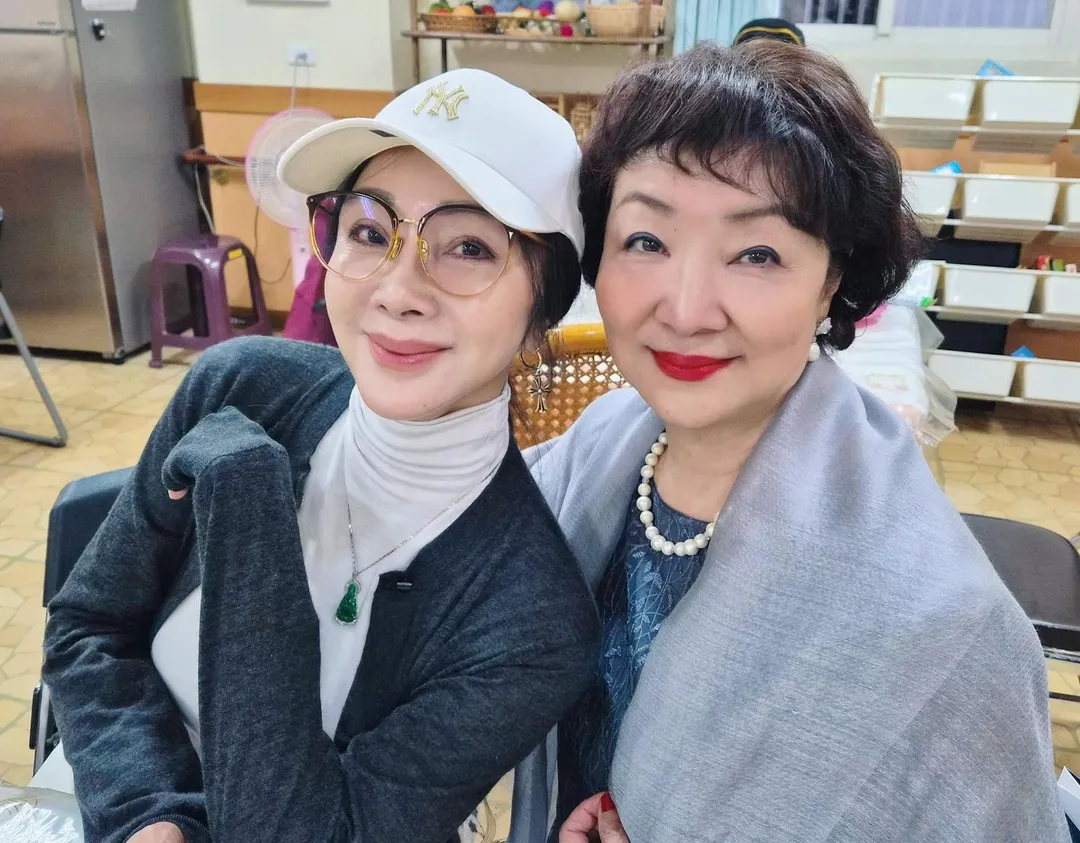 陳美鳳（左）8日分享與張瑠瓊（右）的合照。（圖／翻攝自陳美鳳臉書）