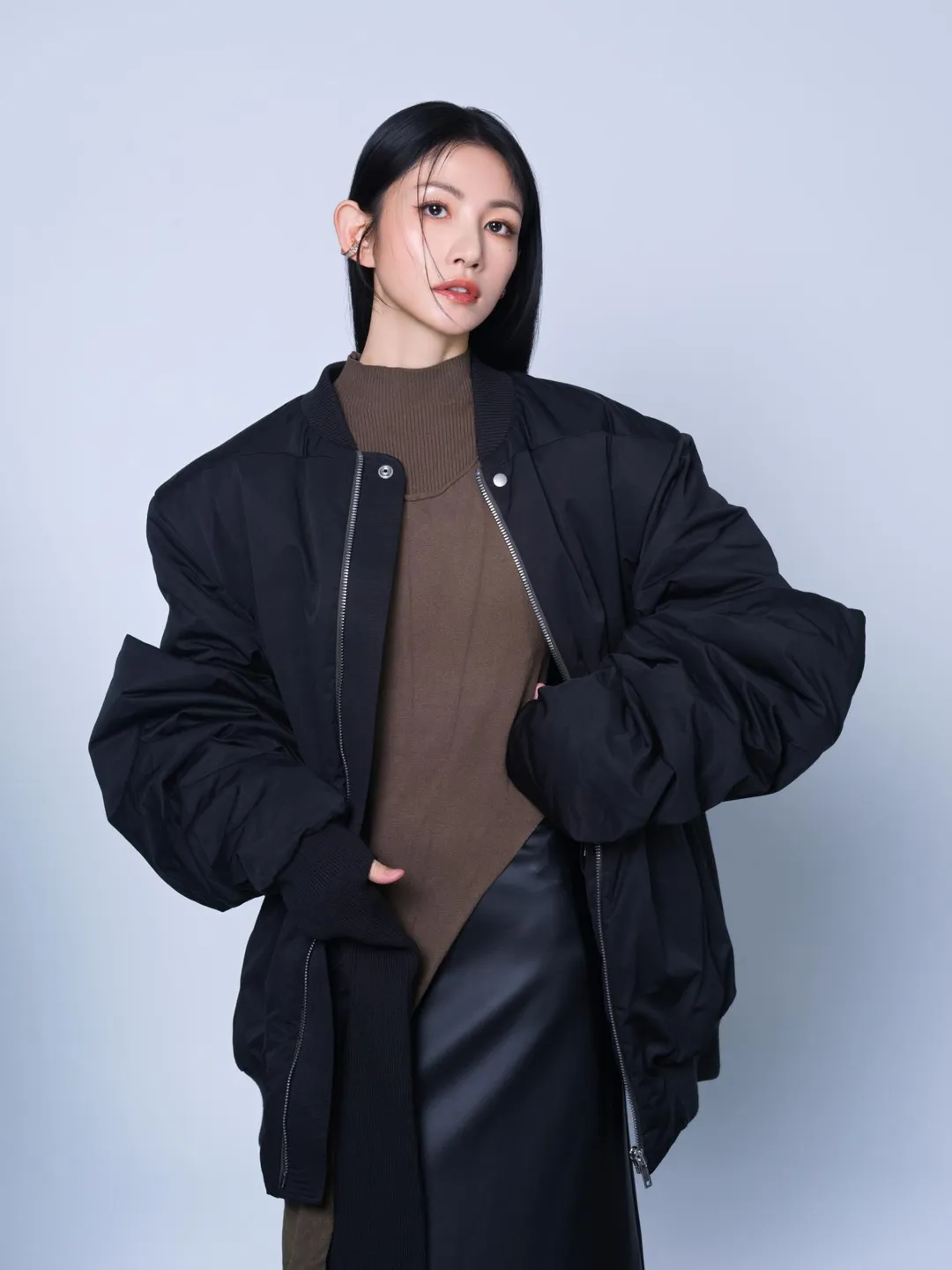 李千娜笑稱想被余天打巴掌：「大家都說被他打過會紅，但是他應該捨不得打我吧」。（圖／說實話娛樂提供）