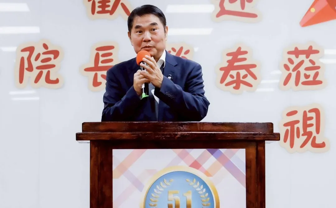 苗栗縣長鍾東錦全力推動苗栗醫療建設。(鍾東錦辦公室提供)