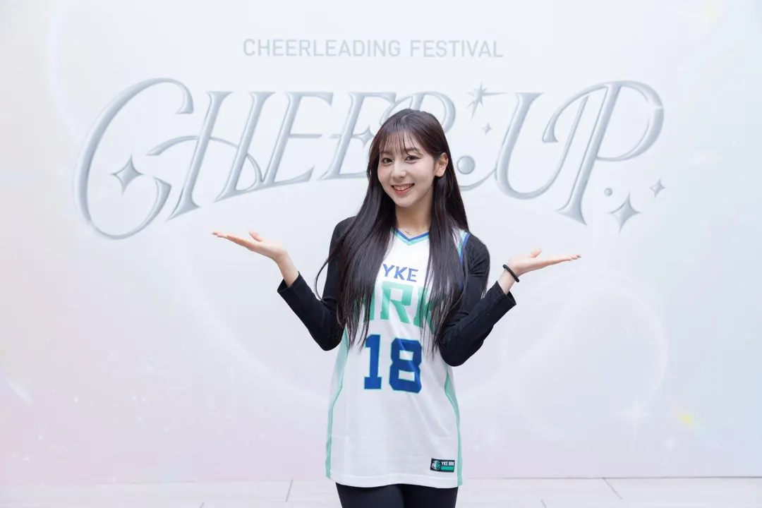 睦那京11日出席《CHEER UP 》女孩快閃盛典活動。(圖/CHEER UP提供)