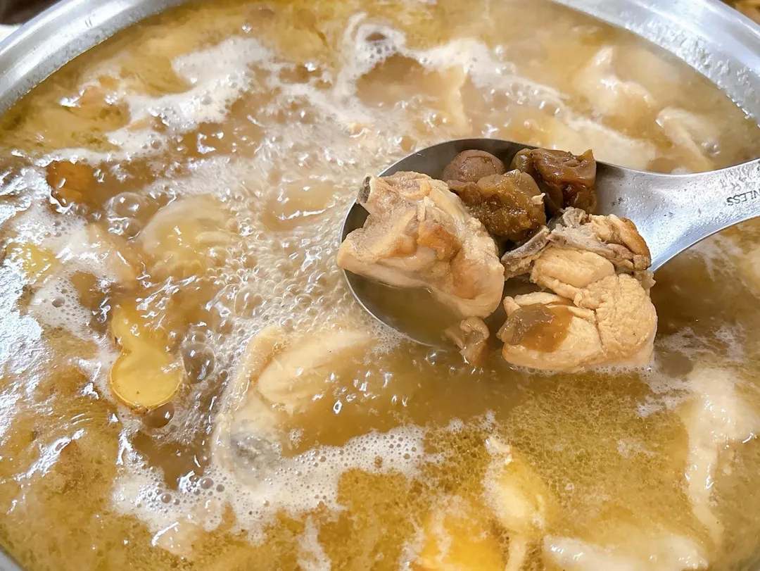 台南楠西在地料理梅子雞湯。（圖／台南觀光旅遊局提供）