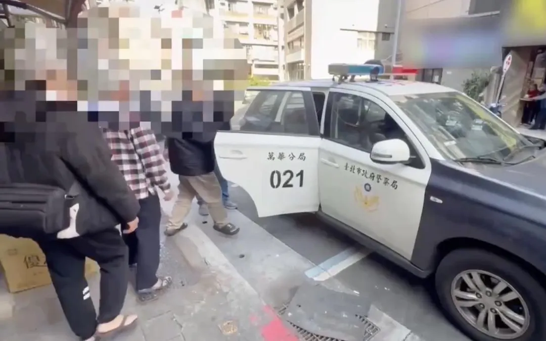 2賭場共計查獲57人送辦。(圖/翻攝畫面)