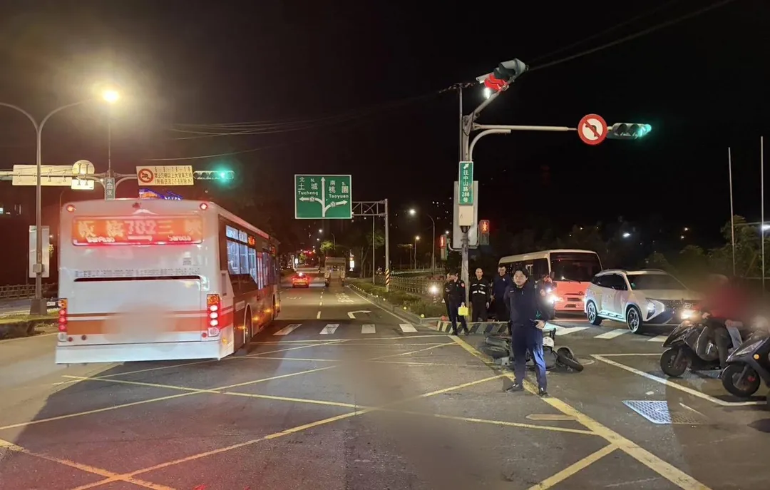 新北三峽今晚發生一起死亡車禍。(圖/翻攝畫面)