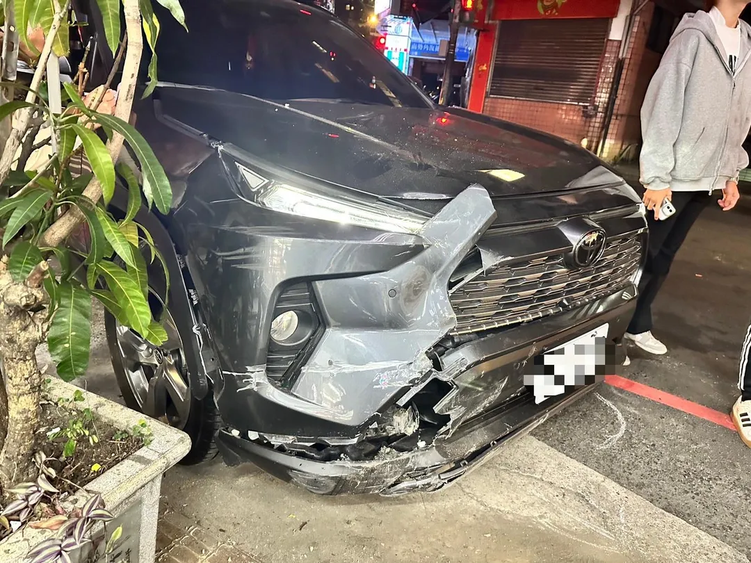 車禍現場。(圖/警方提供)