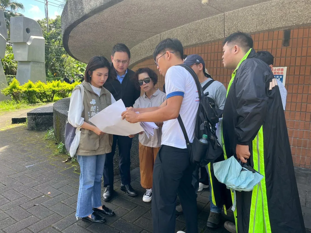 趙怡翔放棄連任台北市議員，前辦公室執行長劉品妡出面爭取初選。（圖／趙怡翔臉書）