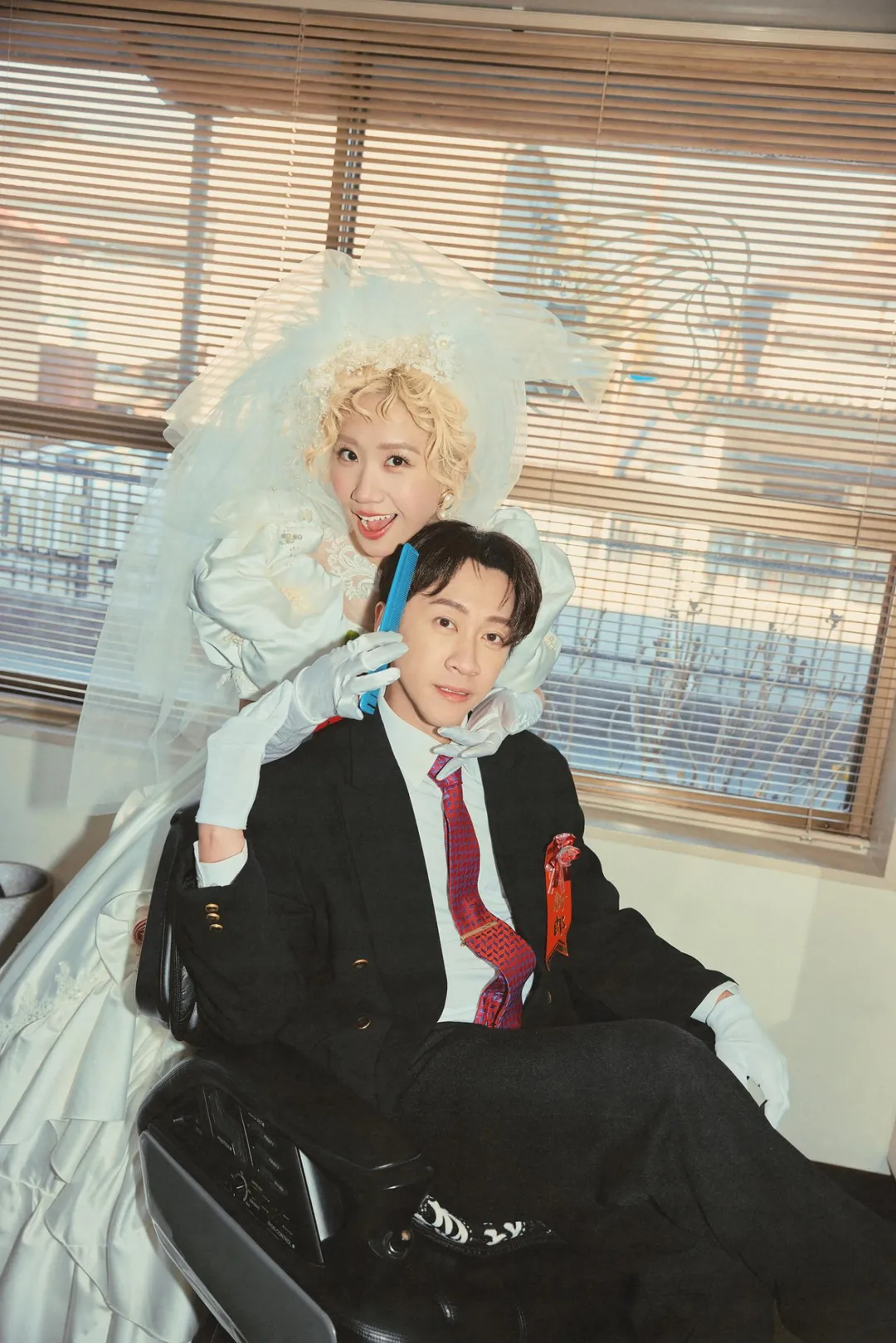Lulu透露身穿的昭和復古浪漫風婚紗，與母親30年前結婚時所穿的婚紗款式幾乎一模一樣。（圖／天地合娛樂提供）