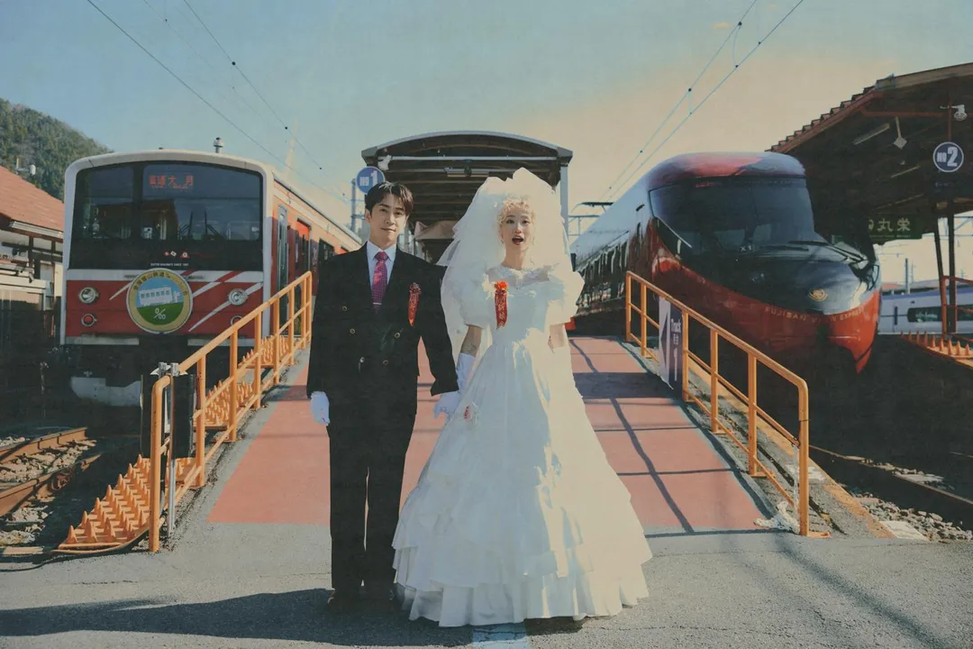 陳漢典、Lulu在日本的「壽」車站拍婚紗照。（圖／天地合娛樂提供）
