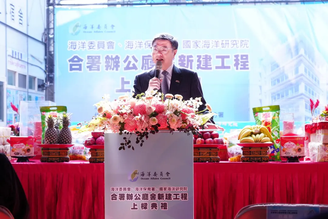 卓榮泰參加海委會、海保署、海研院合署辦公廳舍上梁典禮。(圖/海委會)