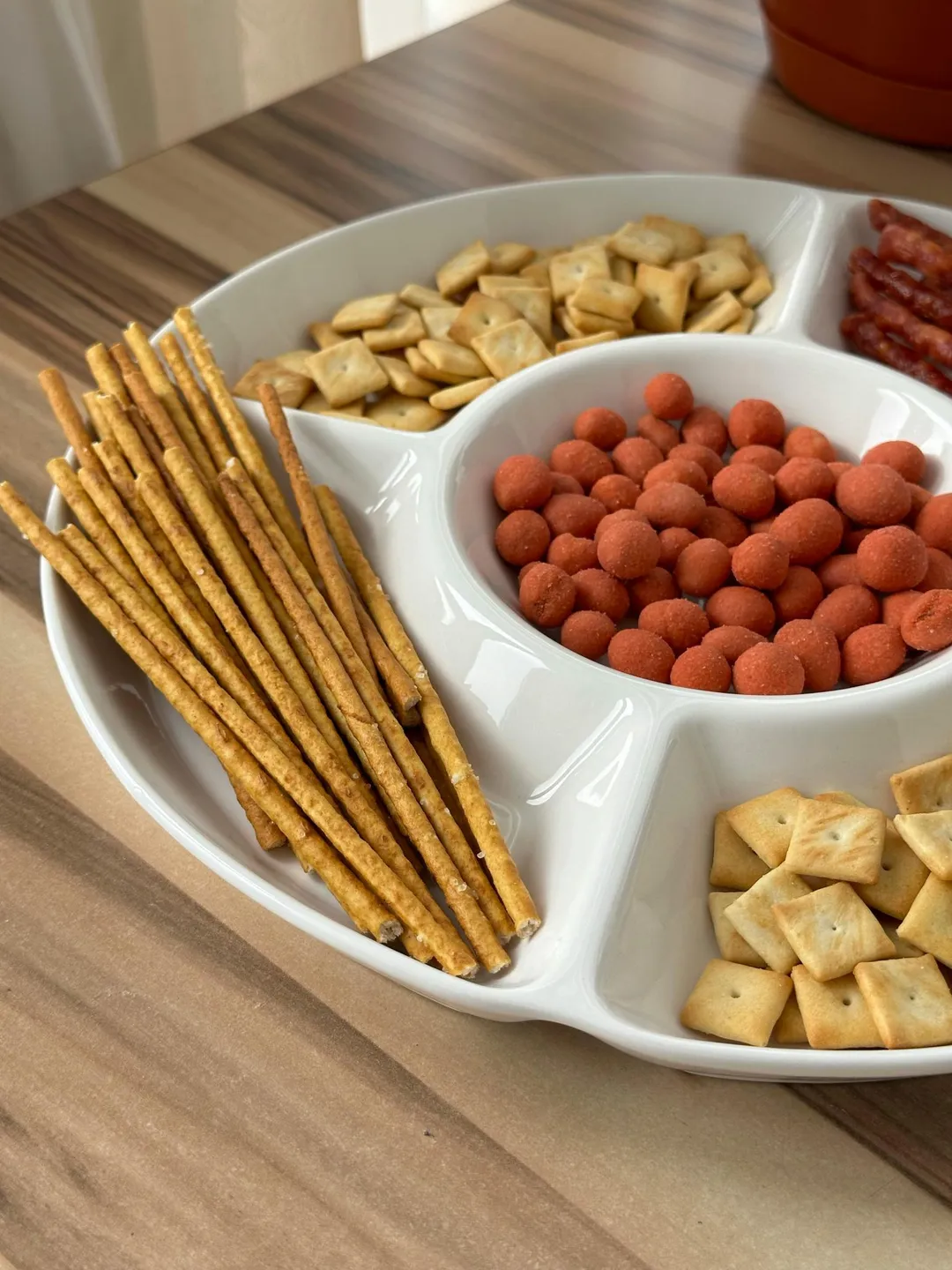 不少網友認同零食是最好的破冰道具。（示意圖／pexels）