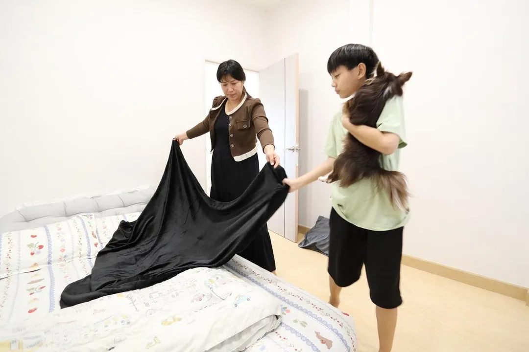 過年前除舊布新，許多民眾會整理家中老舊的棉被、枕頭與絨毛娃娃。（圖／常春月刊）
