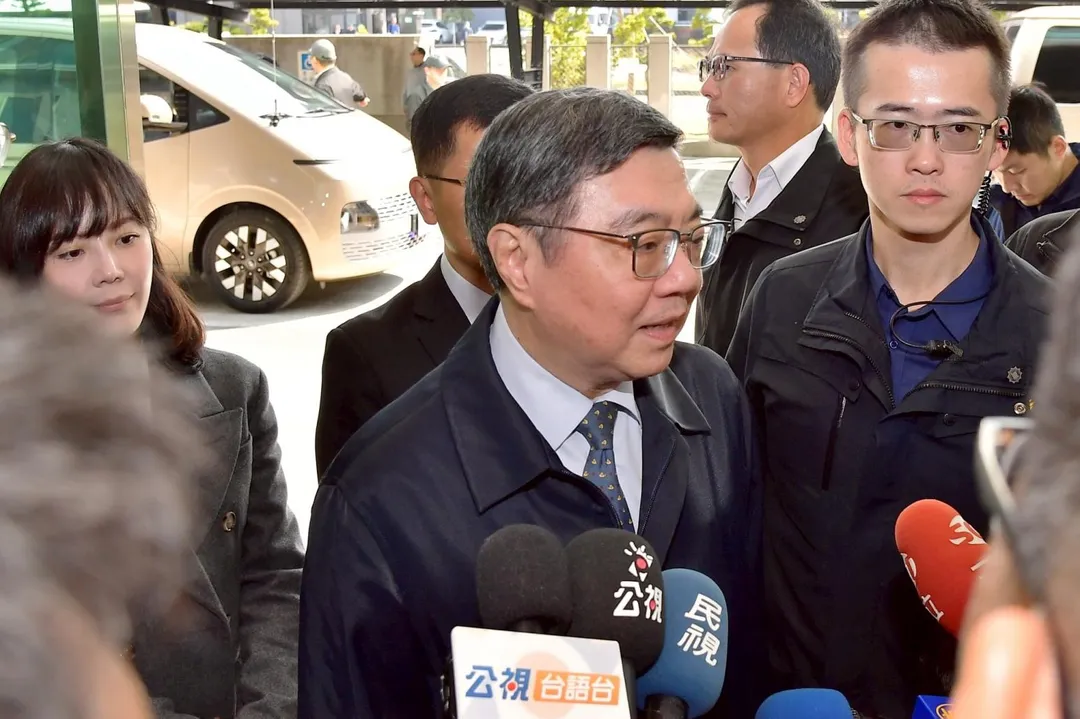 卓榮泰受訪。(圖/行政院提供)
