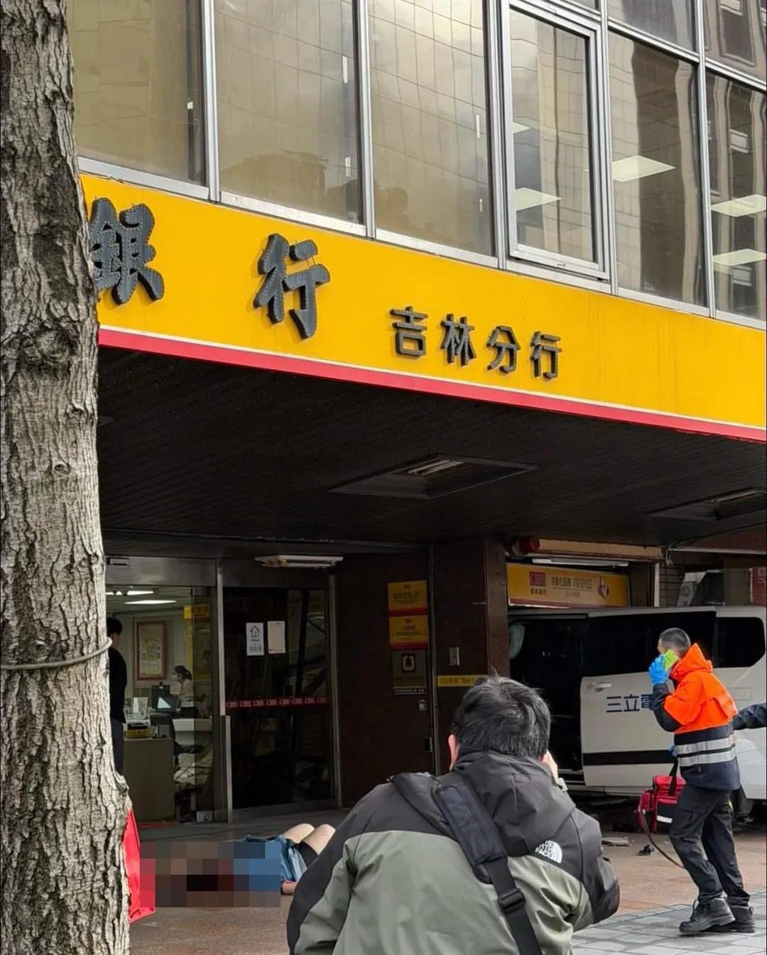 現場多人受傷。（圖／翻攝自Threads「itsjoyce.y」）