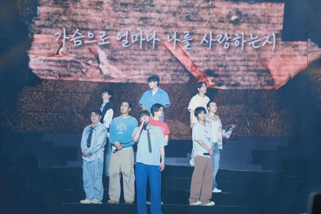 SUPER JUNIOR也帶來抒情歌演出，讓全場如癡如醉。（圖／讀者提供）