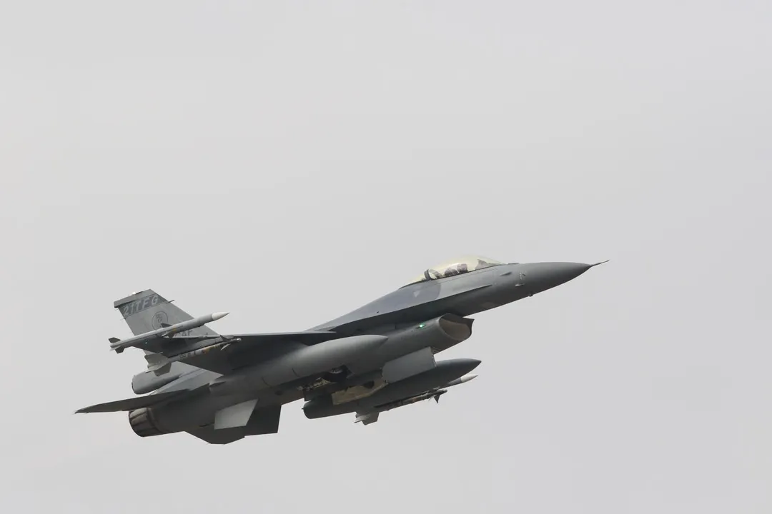 F-16AM。(圖/中天新聞)