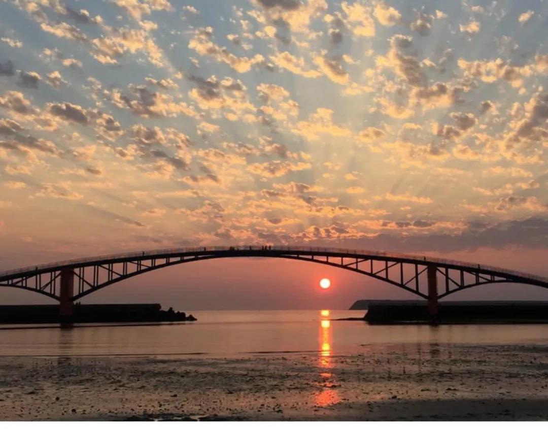 澎湖觀音亭旁的美麗海景。（圖／翻攝「澎湖觀音亭管理委員會」臉書社團）