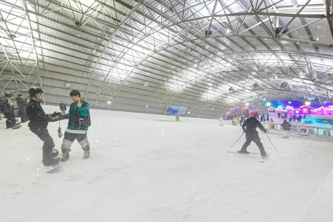 滑雪場。（圖／翻攝自小叮噹科學主題樂園臉書）