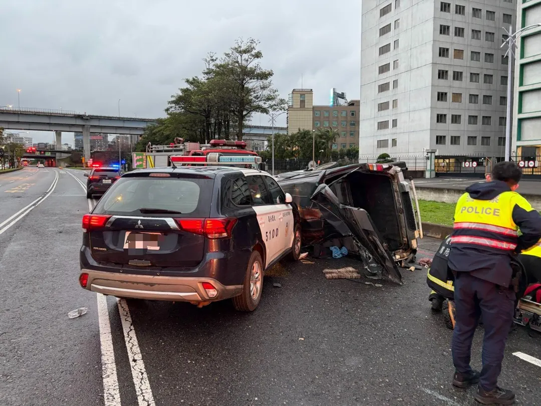 車禍現場。（圖／桃園市消防局提供）