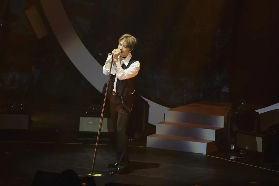 金在中演唱多首經典歌曲。（圖／SHOWOFFICE提供）