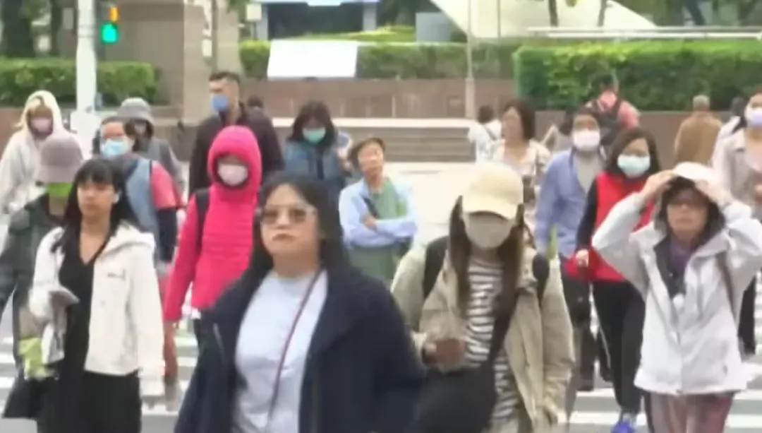 林得恩透露,今晚至明晨是入秋以來最低溫。(示意圖/中天新聞)