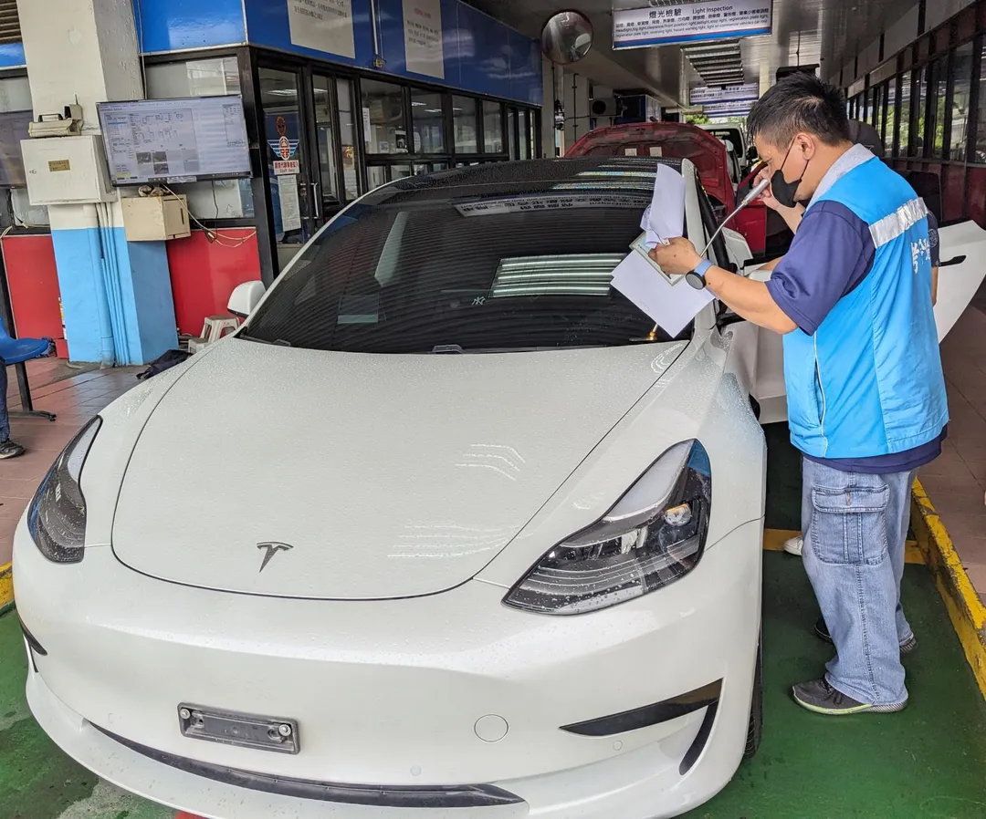 車輛定檢最後檢驗日若落在連續假期期間者，得順延至假期後第一個上班日。（圖／台北區監理所）