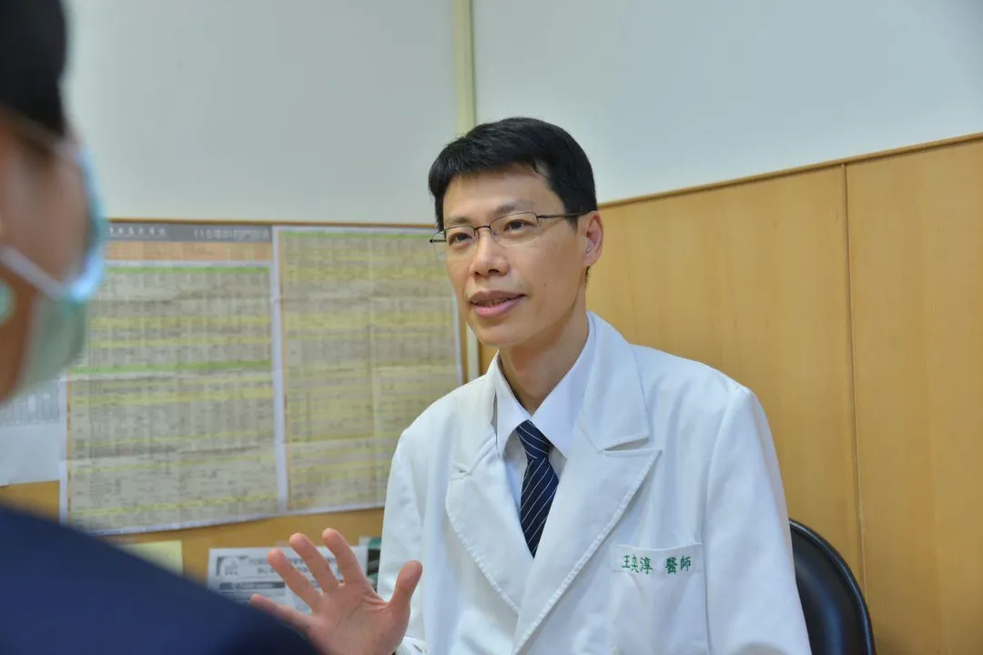 王奕淳醫師看診示意照。（圖／台北慈濟醫院）