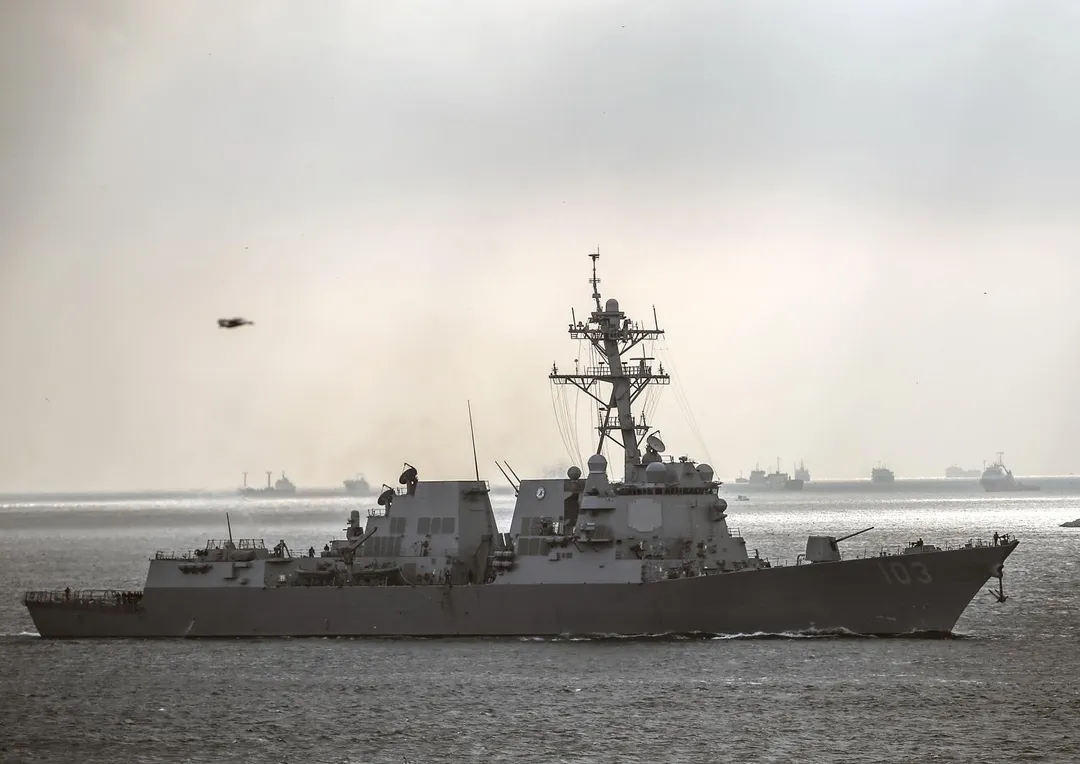 美軍伯克級飛彈驅逐艦「杜魯克斯頓號」過去航行資料照。（圖／美聯社）
