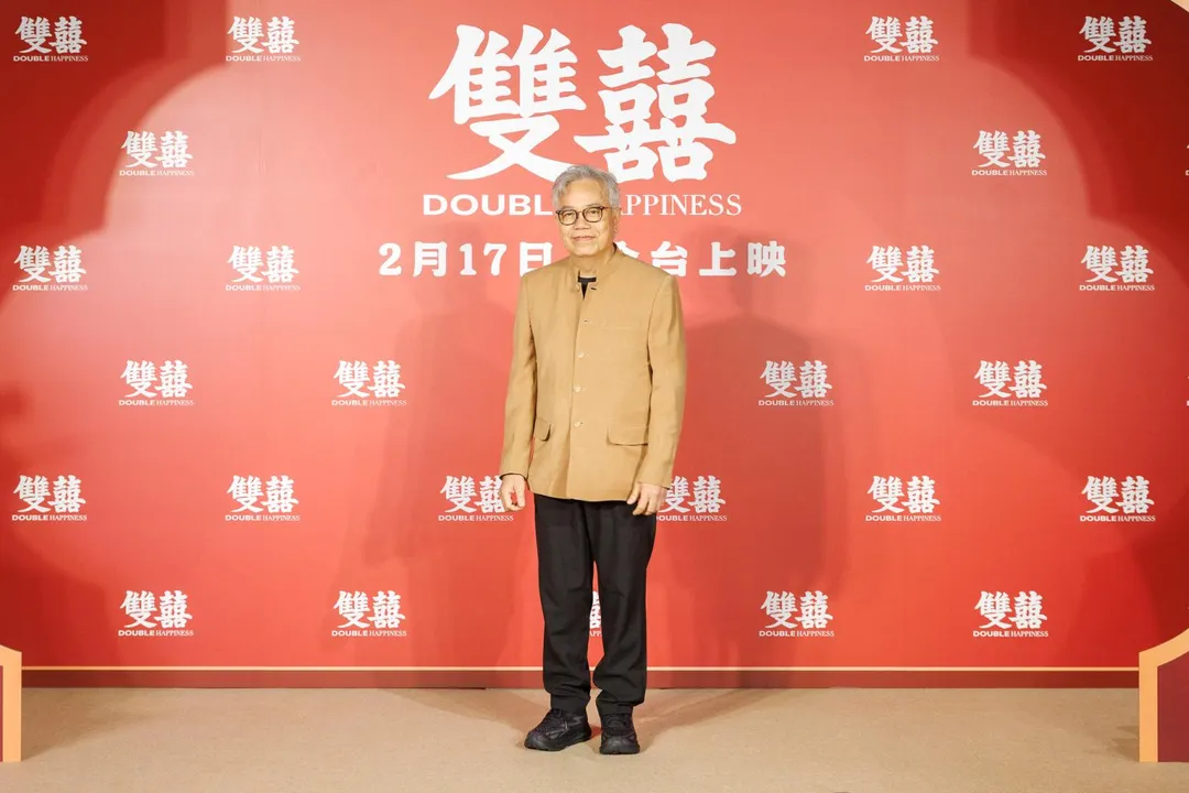 香港資深影星田啟文,這次在片中飾演靈魂人物「新娘父親」。(圖/水花電影 提供)