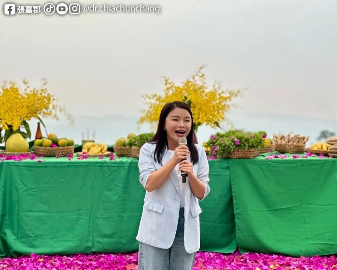 我國與美國已簽署最終版對等貿易協議,張嘉郡表示,談判過程中黑箱作業,未與農民進行充分溝通,完全漠視基層農民的生計。(圖取自張嘉郡臉書)