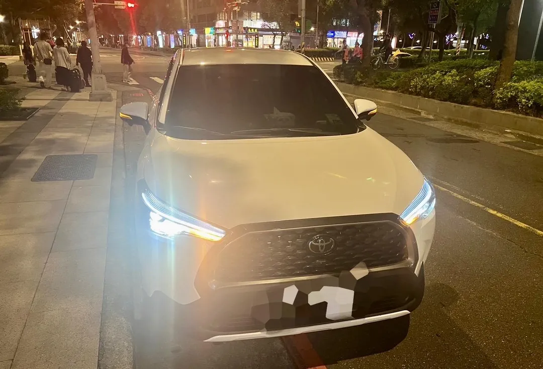 肇事休旅車。（圖／翻攝畫面）