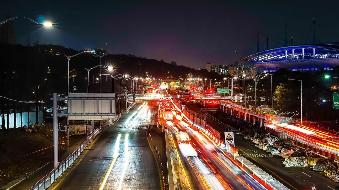 韓國春節連假第三天，全國高速公路因民眾返鄉及返城車潮而出現嚴重壅塞。（示意圖／PIXABAY）