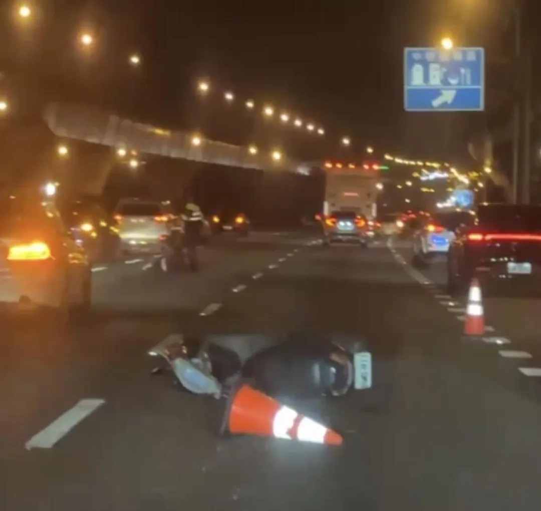 車禍現場。(圖/取自路況群組)