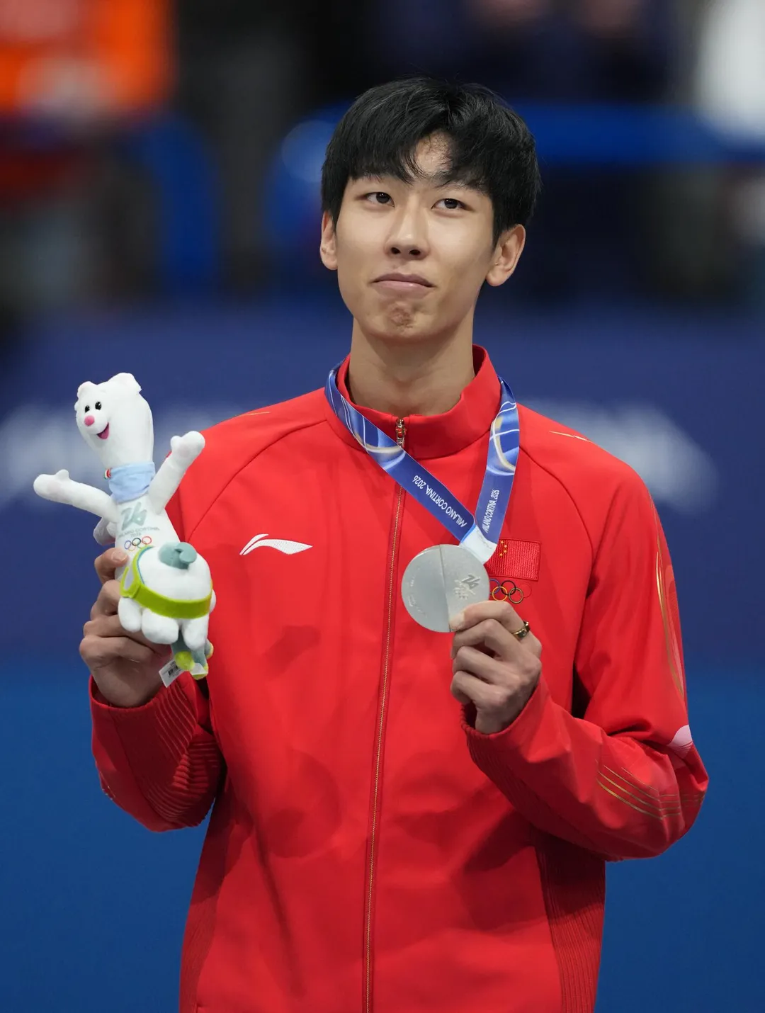 孫龍在男子1000公尺項目獲得銀牌。（圖／新華社）