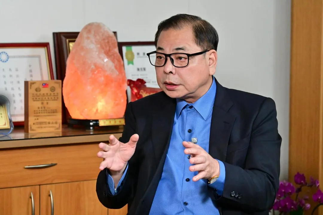 陳見賢指出，蔡蔭棠出生於新竹縣新埔鎮，畢生致力於繪畫探索與追尋，創作油畫、水彩及素描等千餘件作品。（圖取自陳見賢臉書）