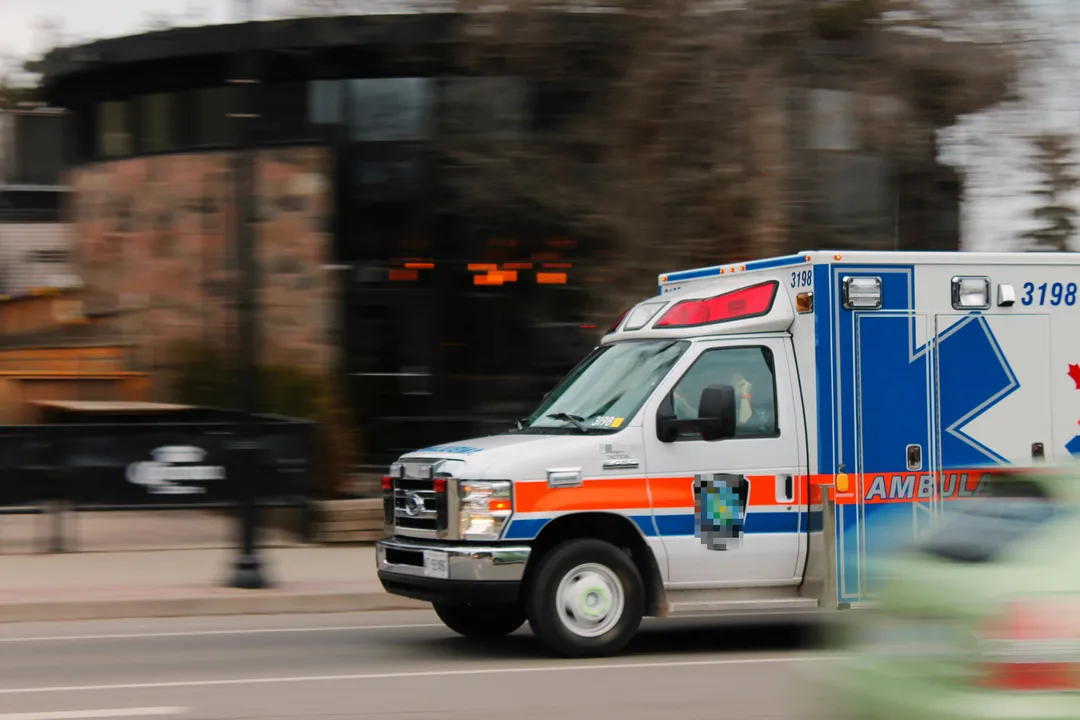 一名男子涉嫌劫持救護車被捕。（示意圖，非當事車輛／unsplash）