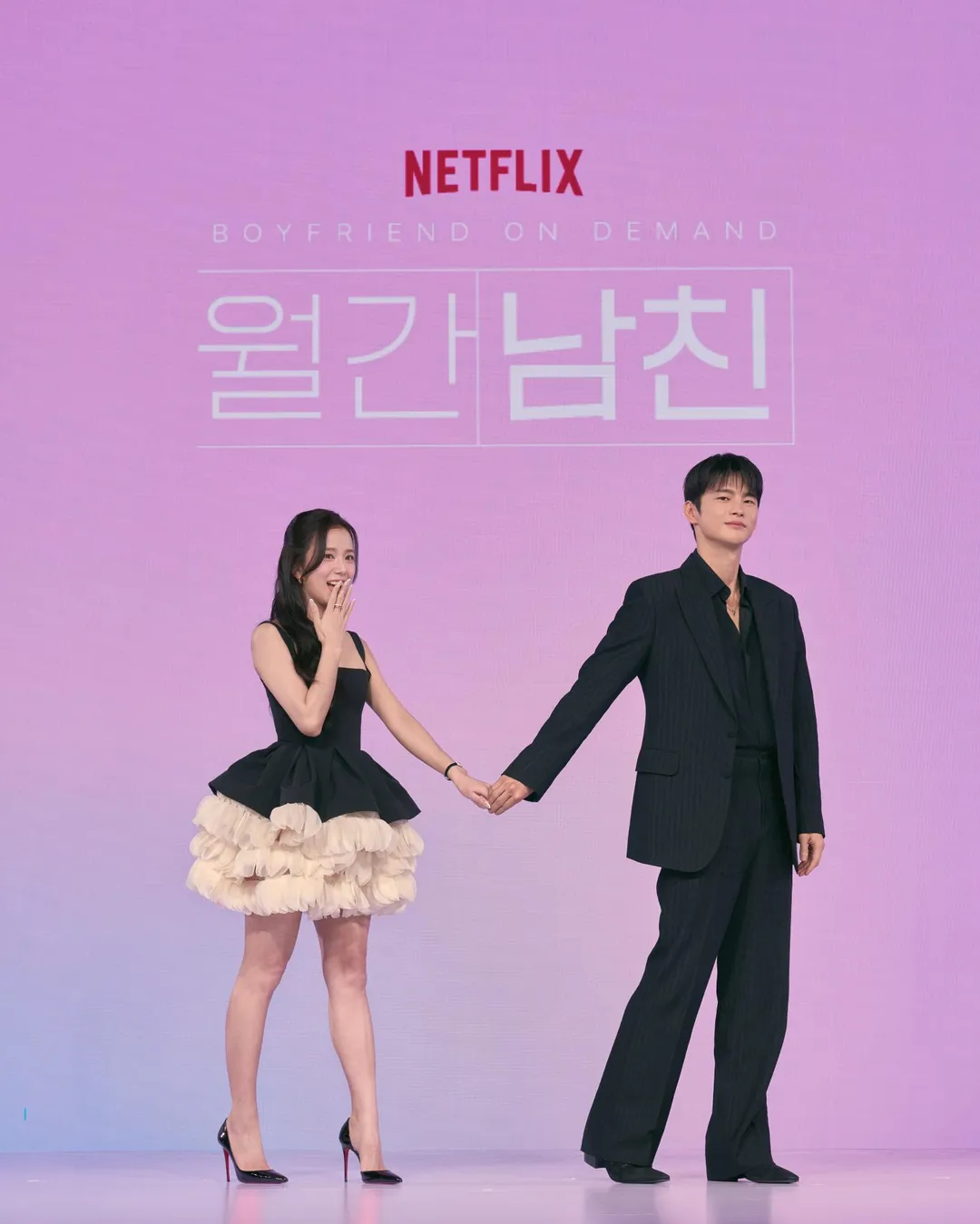 徐仁國大讚Jisoo可愛又幽默，拍攝現場每天都在笑。（圖／Netflix 提供）