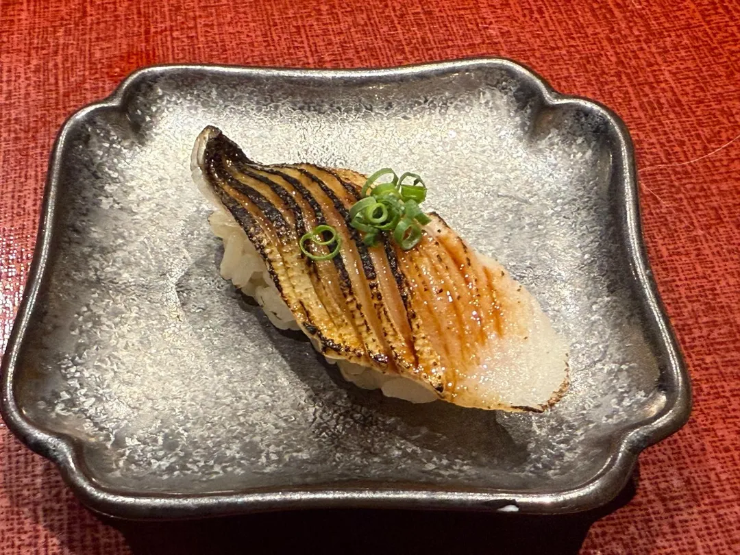 尖梭握壽司。（圖／黃宏輝提供）