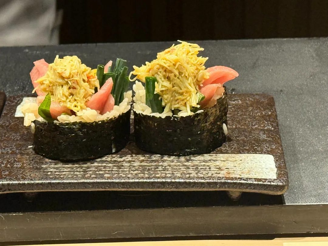 加完蟹肉以為完成。（圖／黃宏輝提供）
