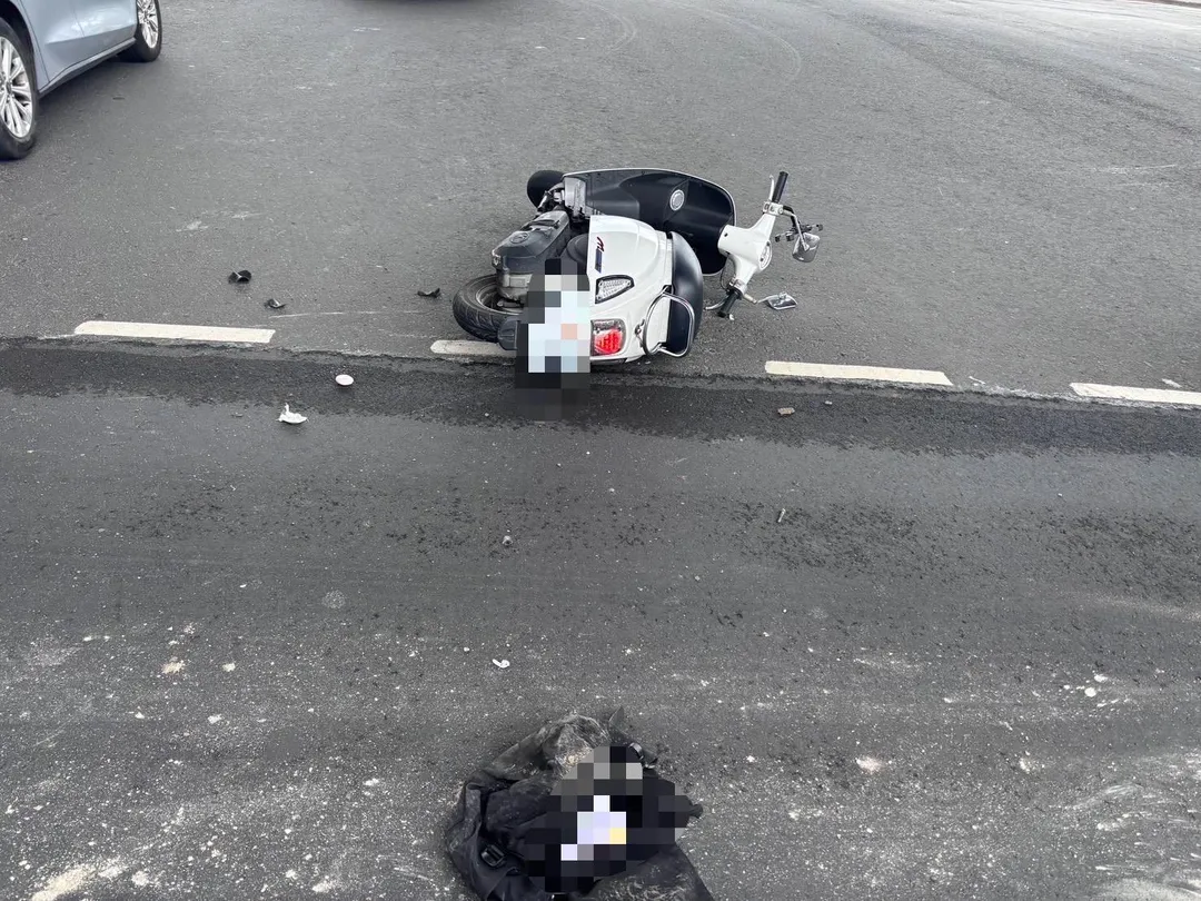 新北市八里區27日發生死亡車禍。（圖／警方提供）