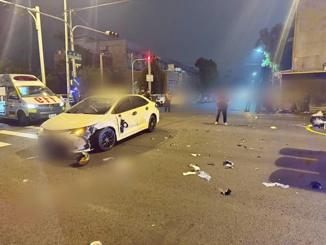 車禍現場。（圖／中天新聞）