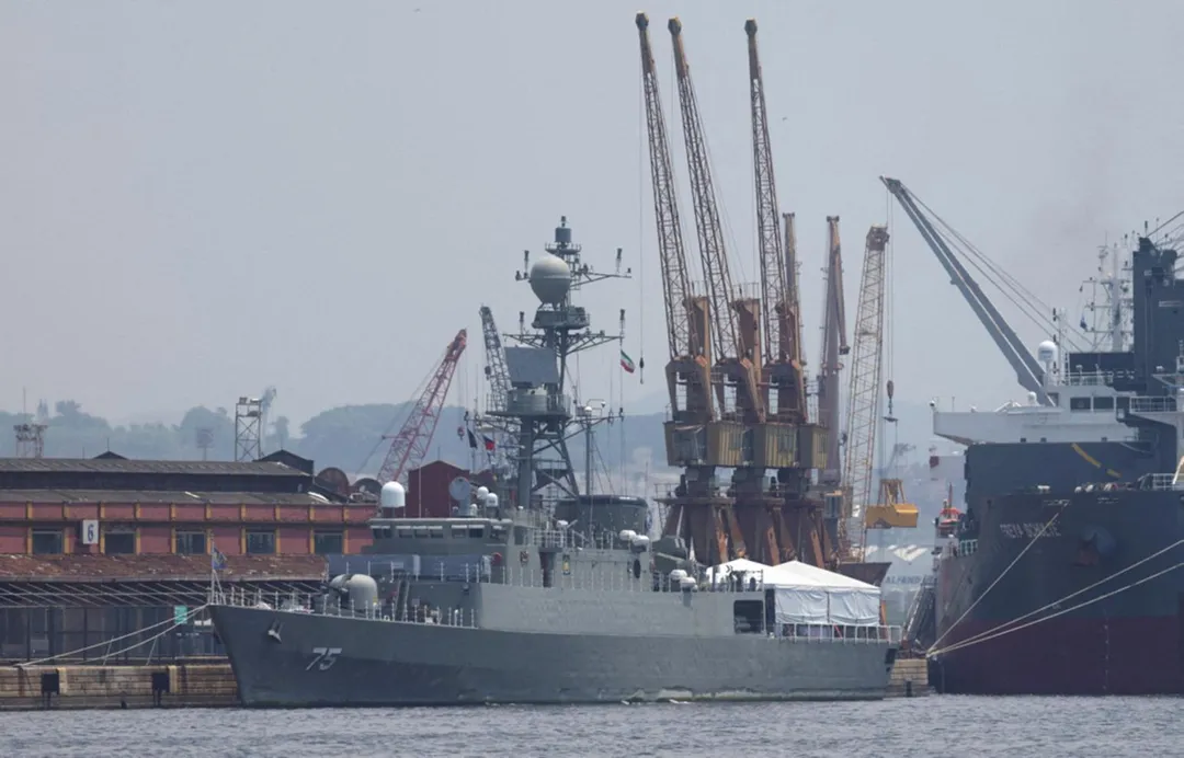 伊朗巡防艦IRIS Dena號4日傳在斯里蘭卡附近遭遇潛艦攻擊並沉沒，至少1死101失蹤，另有78人受傷。（圖／資料照／路透）
