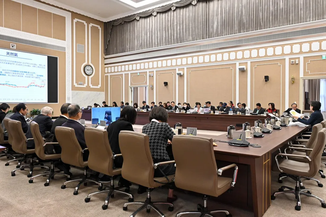 穩定物價小組會議。(圖/行政院)