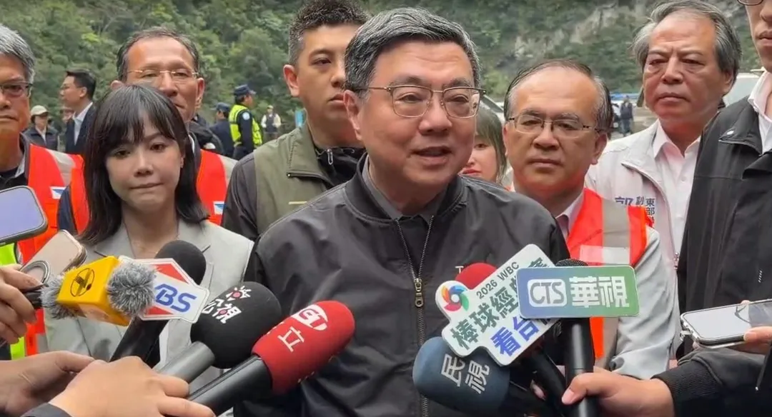 行政院長卓榮針對國民黨「3500億+N」軍購條例版本進行回應。（圖／中天新聞）