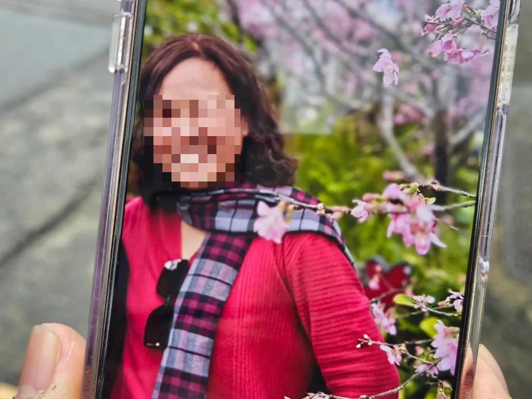 59歲鍾姓女老師送醫搶救仍因傷重不治。（圖／中天新聞）