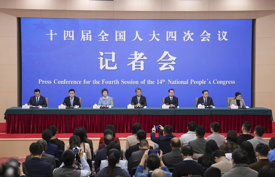 大陸十四屆全國人大四次會議舉行民生主題記者會。（圖／新華社）