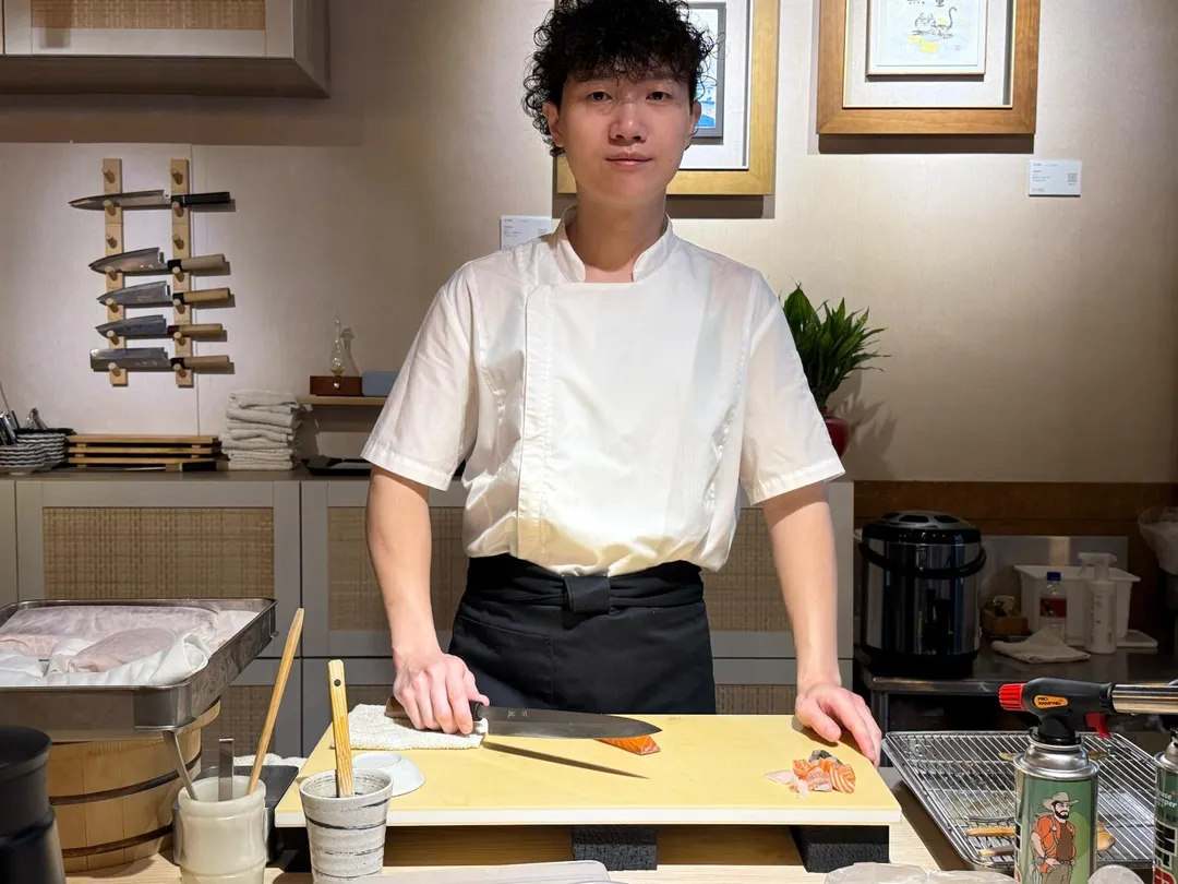 轉換跑道的廚師。（圖／黃宏輝提供）