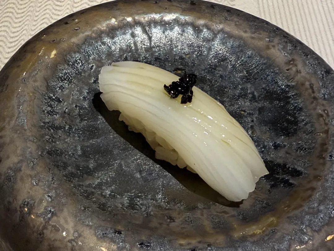 鹽漬昆布軟絲。（圖／黃宏輝提供）