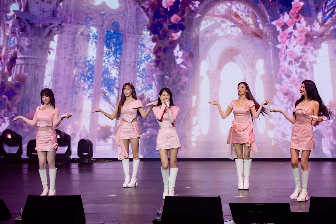 Apink合體飆唱近21首經典神曲回憶殺連連。（圖／SHOWOFFICE提供）